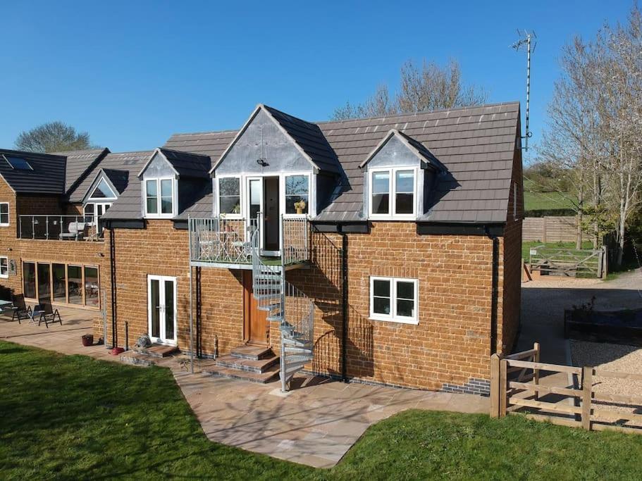 Braunston Field View别墅 外观 照片